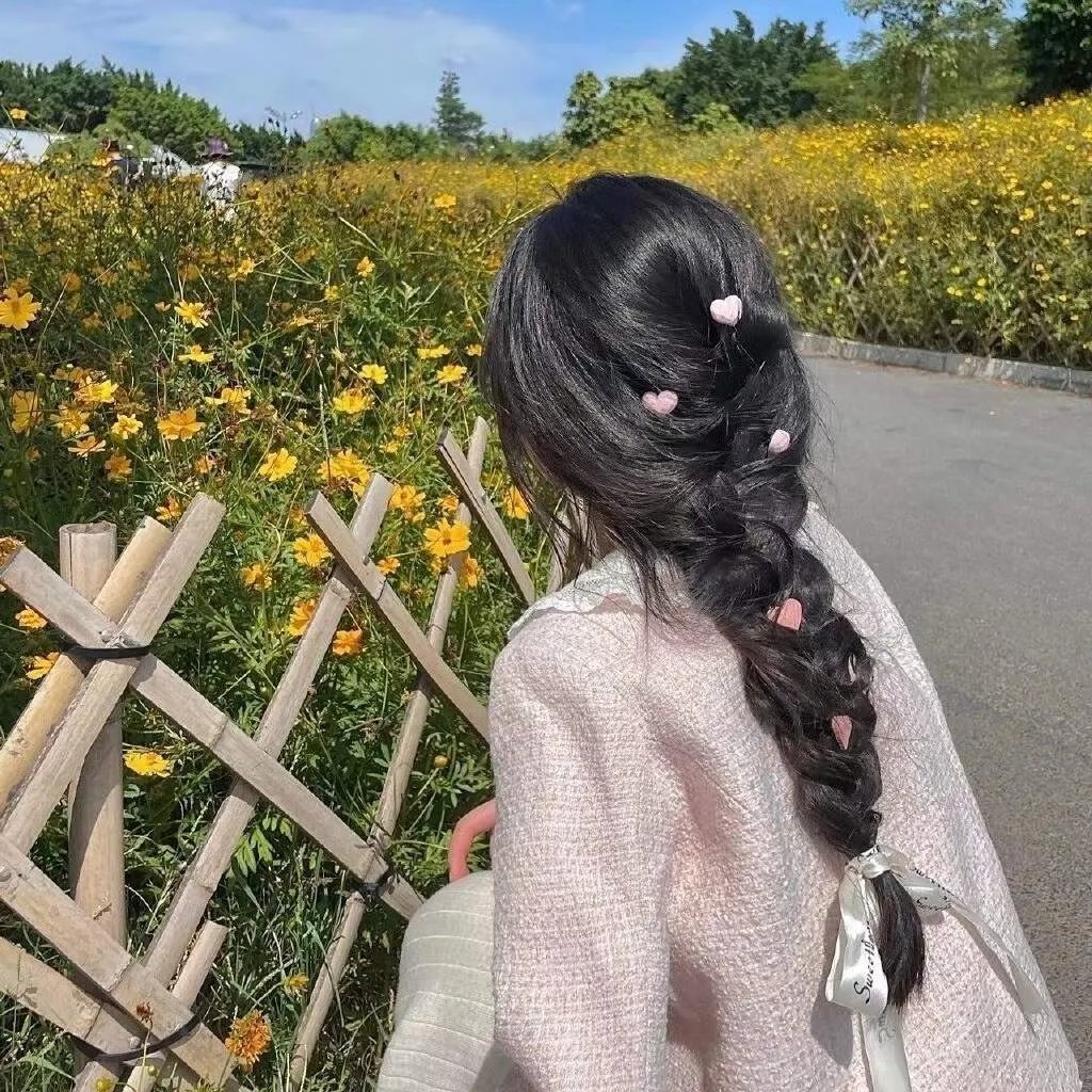 丑态百出